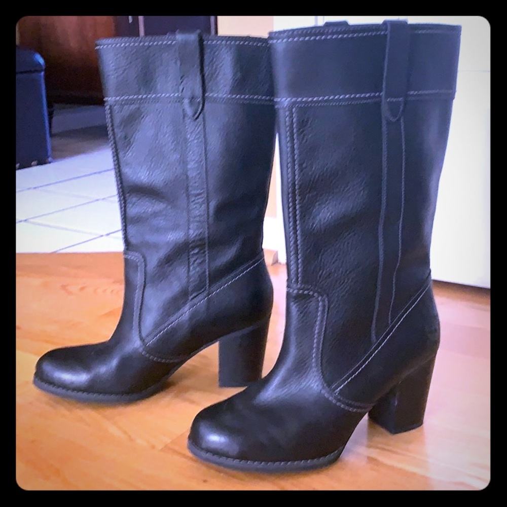 Timberland black leather waterproof boots💃🏼